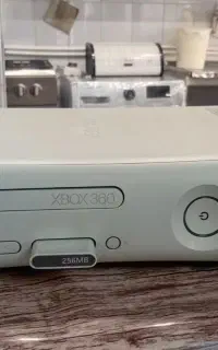ایکس باکس360جیتک شده هارد20گیگ xbox360