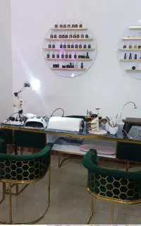 میز صندلی دونفره ناخن کاری