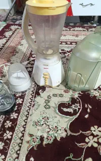 آبمیوه گیری در حد هر دو سالم