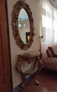 آیینه کنسول و شمعدان