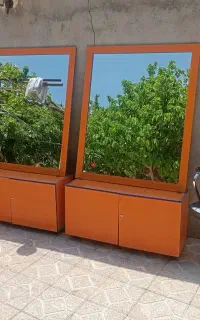 آینه و کمد و صندلی آرایشگاه زنانه