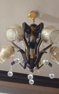 دو عدد لوستر پنج شاخه و شش شاخه