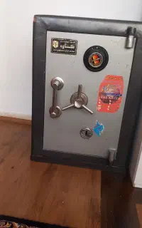 فروش گاوصندق