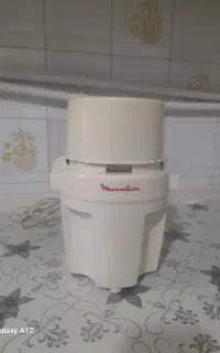 خرد کن فرانسوی مونیلکس