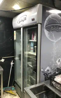 فروش وسایل فست فود به صورت تک و کلی