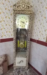 ساعت ایستاده