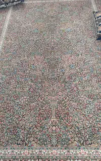 قالی ۹ متری