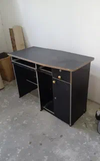میز کامپیوتر
