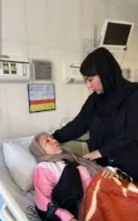 مراقب بیمار در بیمارستان ومنزل