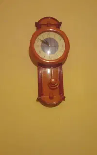 ساعت دیواری