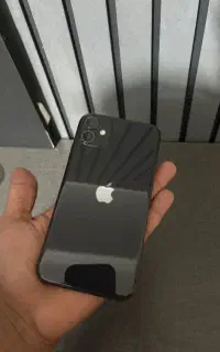 ایفون 11 نرمال