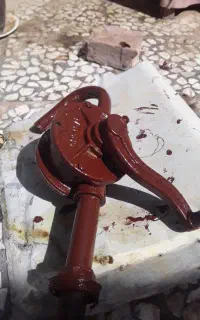 مجسمه تلمبه روغن کش