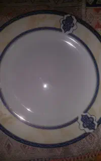 بشقاب چینی