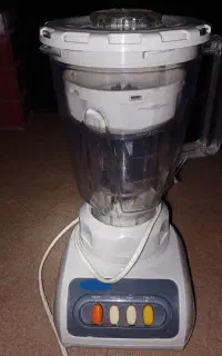 بلندر