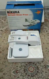 اتو پرس خانگی.