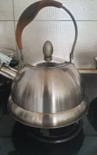 قوری استیل