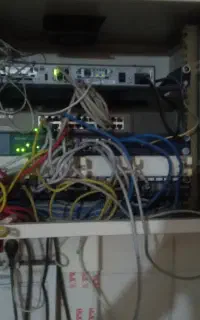 ارائه خدمات سخت‌افزاری و نرم‌افزاری در محل شما