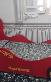 یک عدد تخت نوجوان