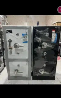 لوستر گاوصندوق پخش با نیسان جلوی خونتون
