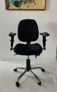 صندلی چرخدار تنظیم شونده