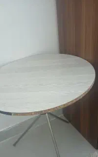 میز خاطره در حد نو