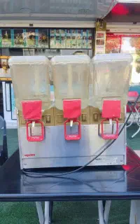 دستگاه آبمیوه بستنی