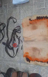 زین اسب در حد نو همراه با کلیه لوازم