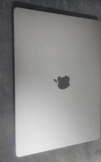 Macbook pro 2021 M1