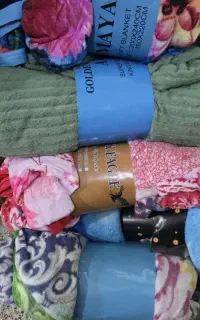 پتو.رو بالشتی.گوشت چرخ کن . ابمیوه گیر به قیمت قبل