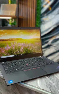 لپتاپ LENOVO T14 نسل یازدهم با گارانتی فروشگاهی