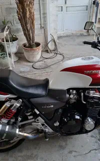 cb1300