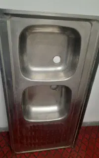 ال ای دی ۸۰ سانتی املاک و سینک