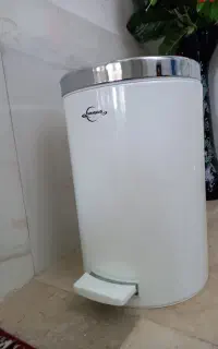 سطل زباله پدالی