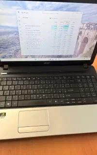 لپ تاپ acer Aspire E1-571G