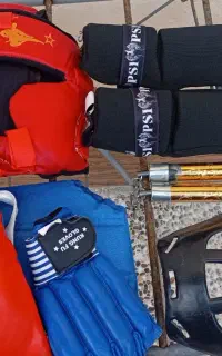 لباس مبارزه و کنگ فو  و. لباس کنگ و فو