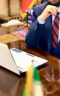 جذب نیرو با پشتکار قوی برای مذاکرات هلدینگ