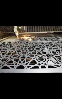 استخدام نیروی طراح واپراتور برش لیزر فلزات