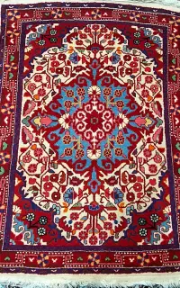 قالیچه دستباف قدیمی