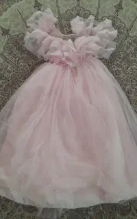 لباس توری دو بار پوشیده در جماران