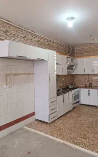 کابینت و هود بی مکث و سینک ظرفشویی