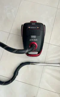 جاروبرقی در حد نو کم کارکرد