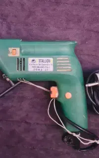 دریل برقی ۶۵۰ وات  سالم و کارکرده