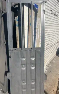 فروش درب انباری بدون رنگ ابعاد ۸۰ در ۲۰۰