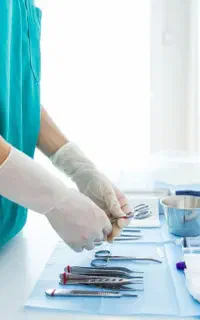 بهبودزخم درسریعترین زمان زیرنظر پزشک/پانسمان نوین