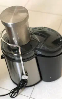 آبمیوه گیری ناسا در حد نو کارنکرده