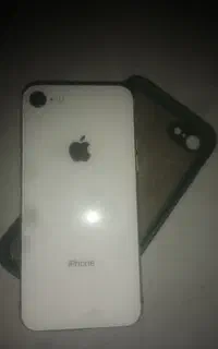 ایفون8 سفید