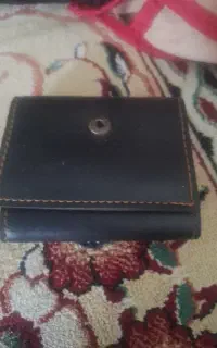 یک عدد کیف گم شده