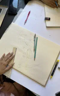 طراحی لباس با پالس اسکچ
