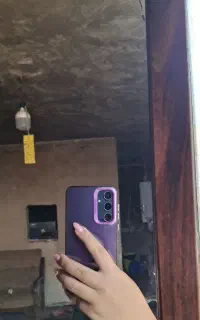 گوشی سامسونگ. A35