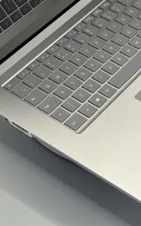 لپ تاپ لمسیSurface Laptop3 مشابه آکبندبا ضمانتنامه